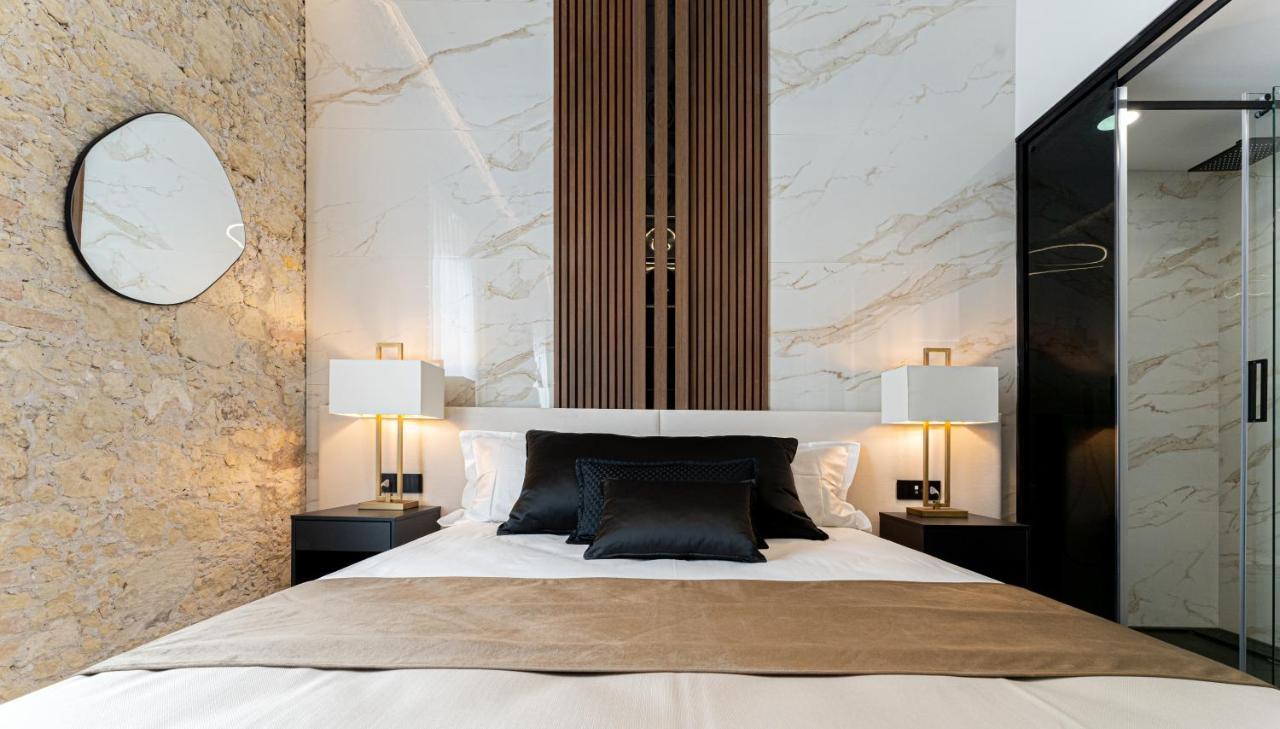 קליארי Nero Luxury Suites מראה חיצוני תמונה