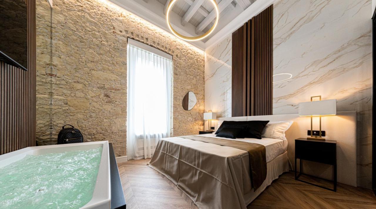 קליארי Nero Luxury Suites מראה חיצוני תמונה