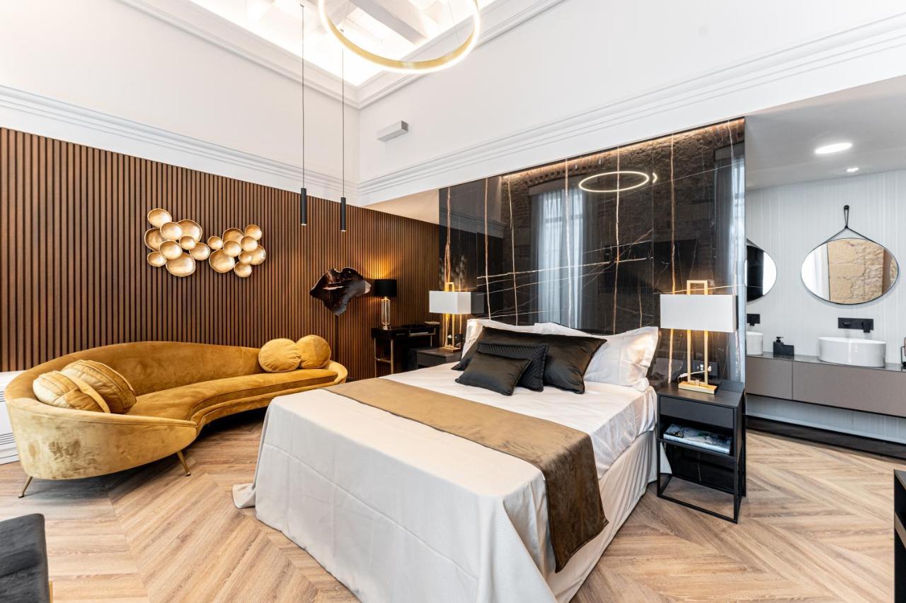 קליארי Nero Luxury Suites מראה חיצוני תמונה