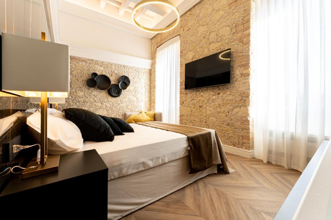 קליארי Nero Luxury Suites מראה חיצוני תמונה