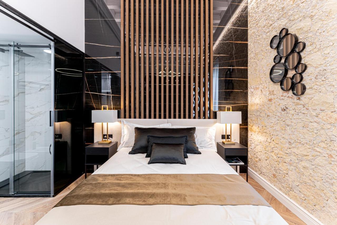 קליארי Nero Luxury Suites מראה חיצוני תמונה