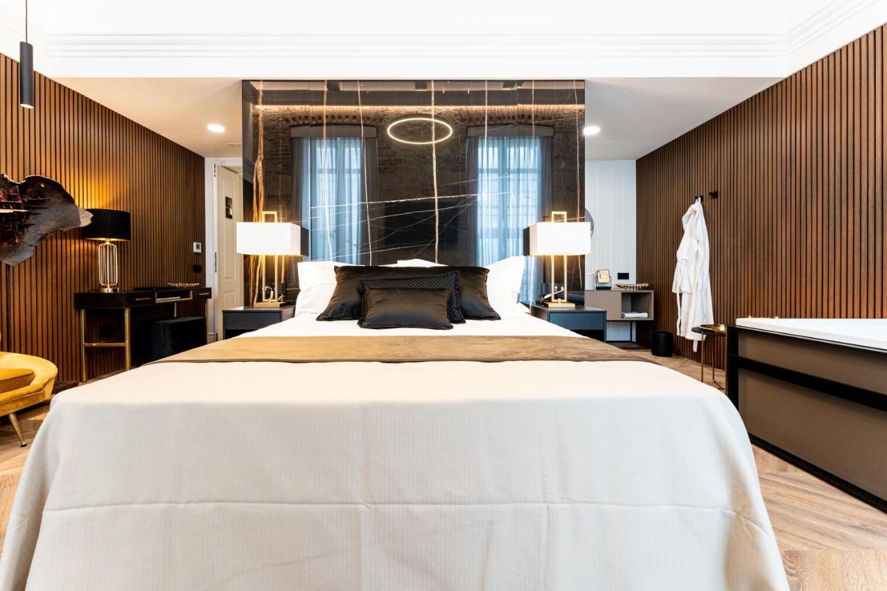 קליארי Nero Luxury Suites מראה חיצוני תמונה