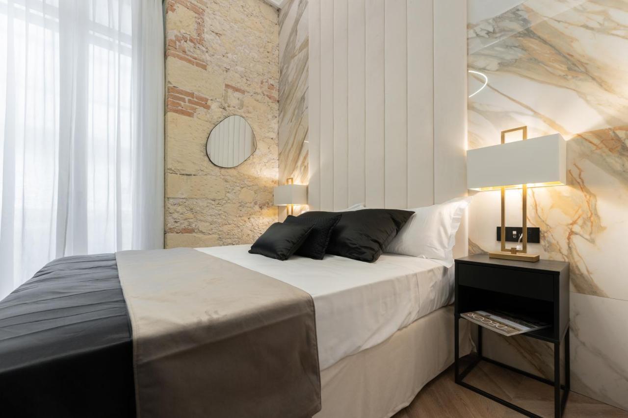 קליארי Nero Luxury Suites מראה חיצוני תמונה