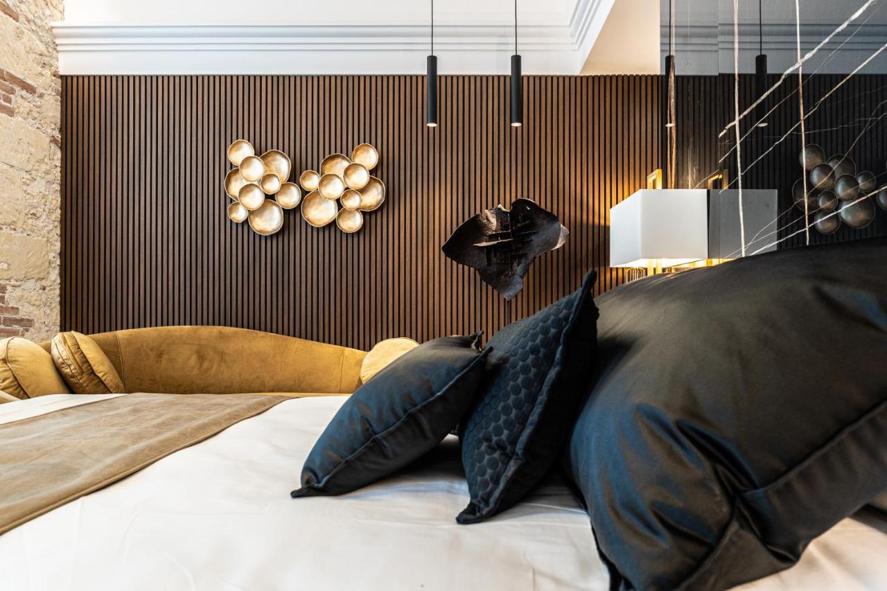 קליארי Nero Luxury Suites מראה חיצוני תמונה