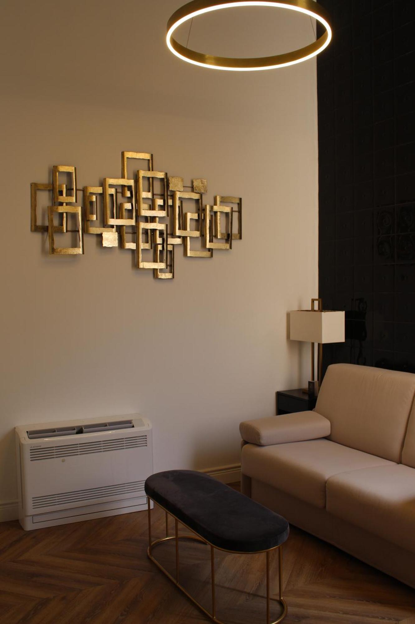 קליארי Nero Luxury Suites מראה חיצוני תמונה